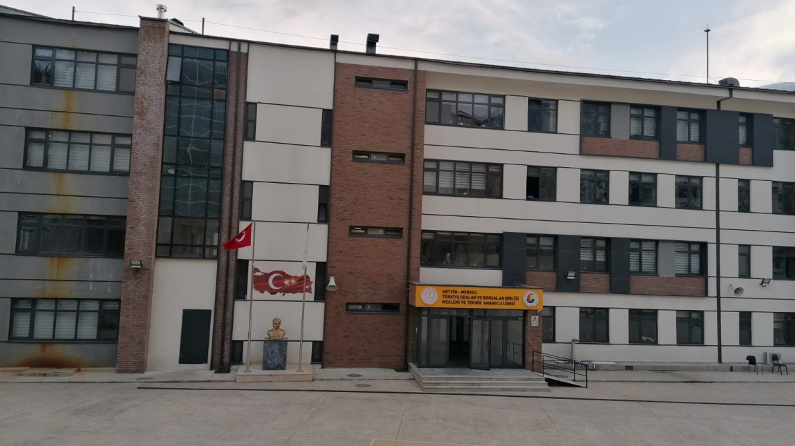 Artvin Türkiye Odalar ve Borsalar Birliği Mesleki ve Teknik Anadolu Lisesi Fotoğrafı